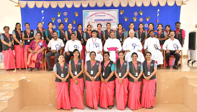 Bishop visiting an educational institution in Mangalore